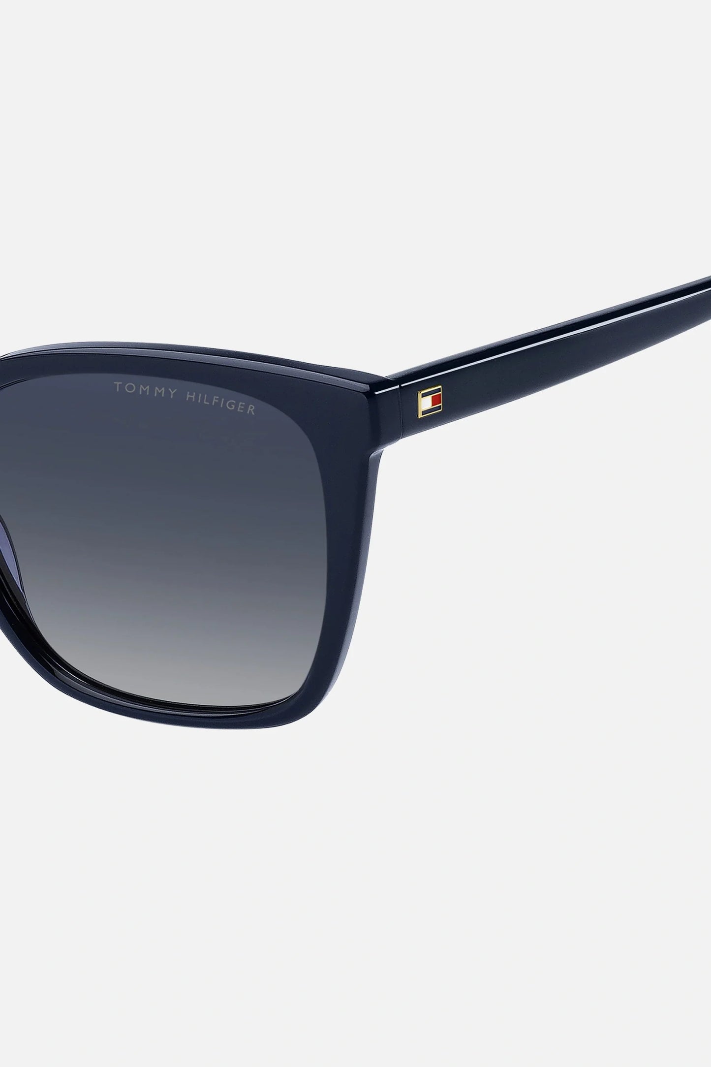 Occhiali da sole Tommy Hilfiger TH 2226/S PJP08, montatura blu con lenti grigio sfumato.