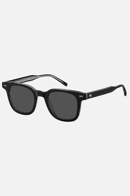 Occhiali da sole Tommy Hilfiger TH 2126/S 807IR, montatura nera con lenti grigio scuro.