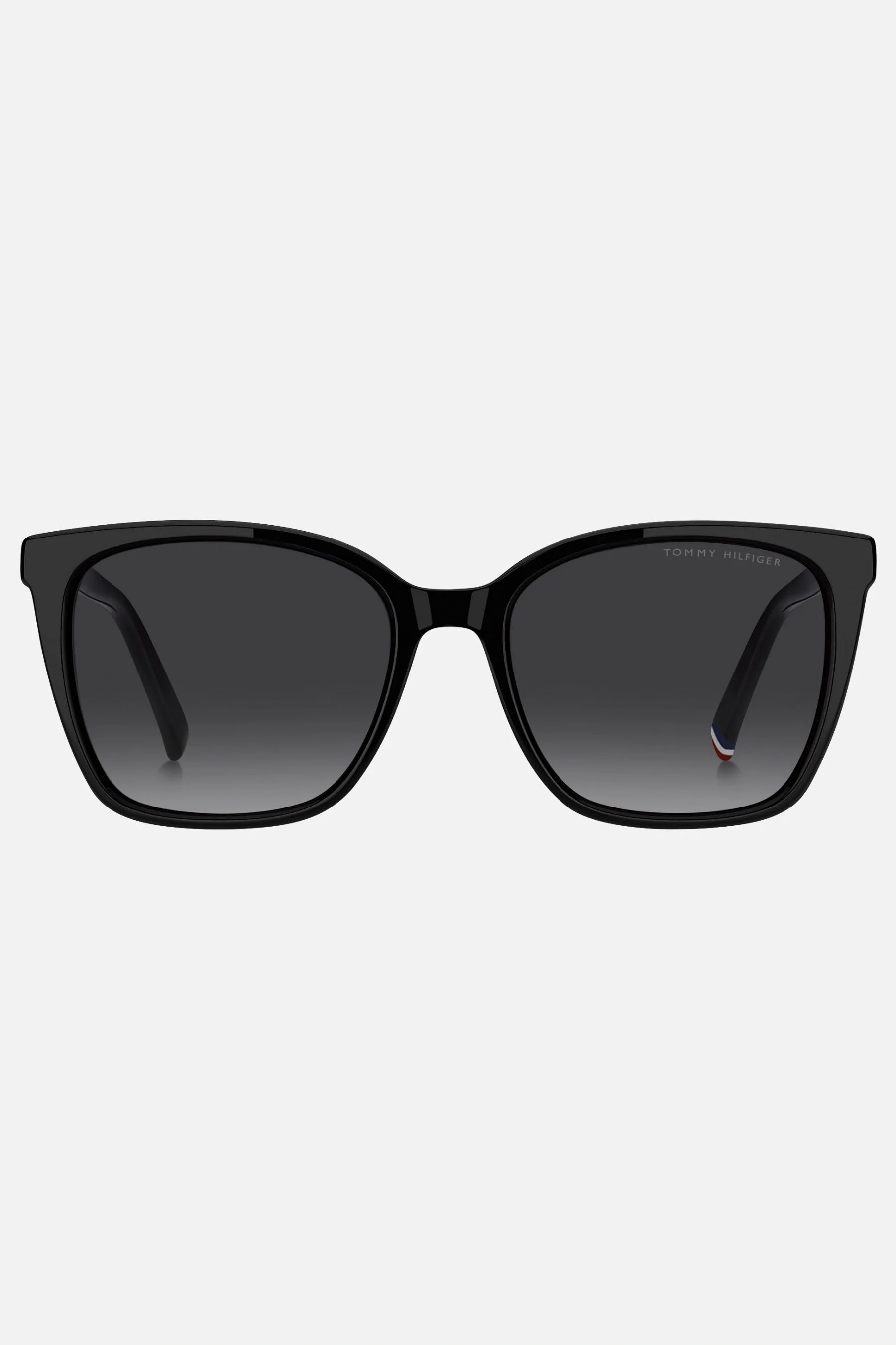 Occhiali da sole Tommy Hilfiger TH 2206/S 8079O, montatura nera lucida con lenti grigio sfumato.